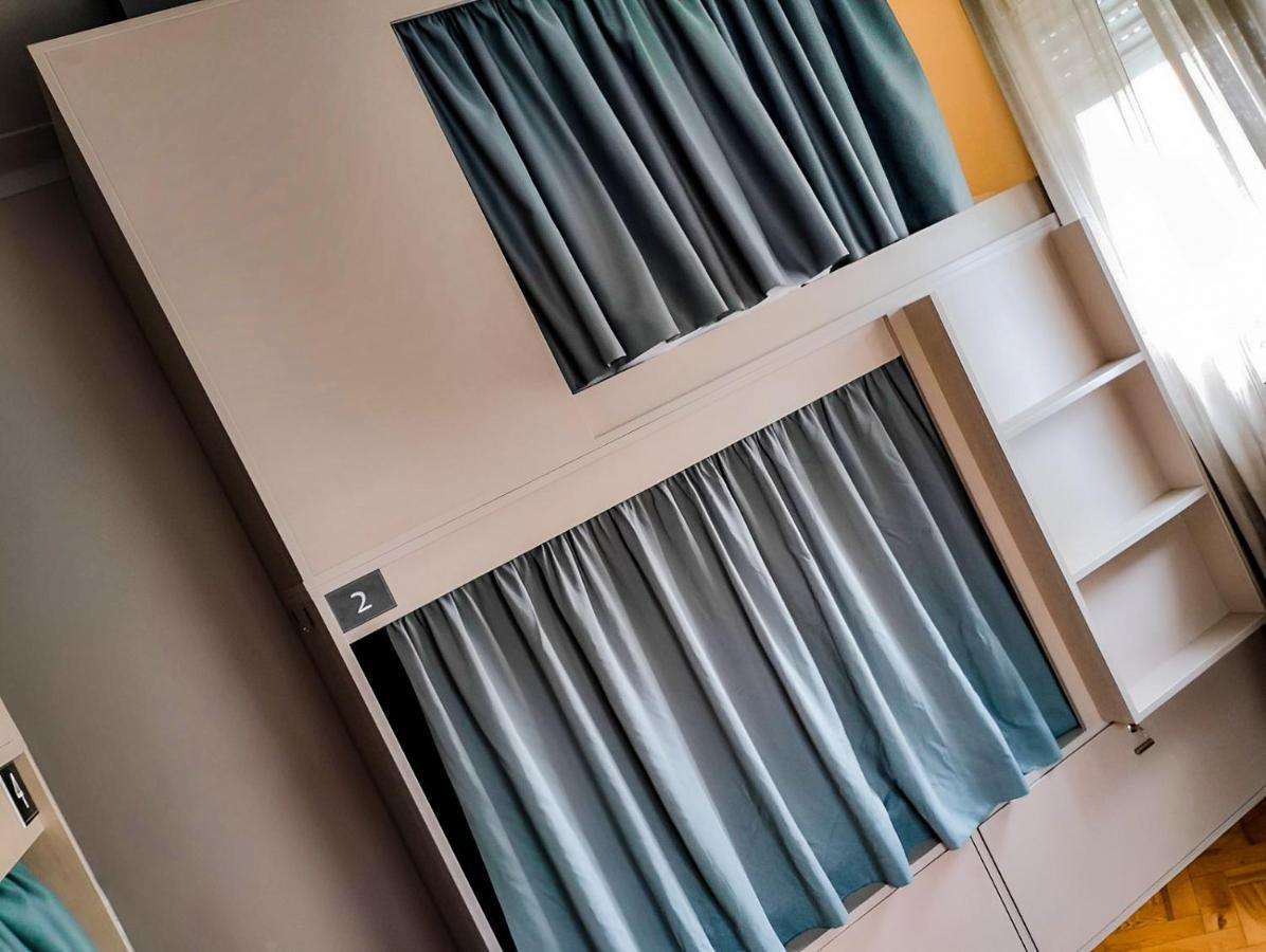 Hostel Vila Nova 加亚新城 外观 照片